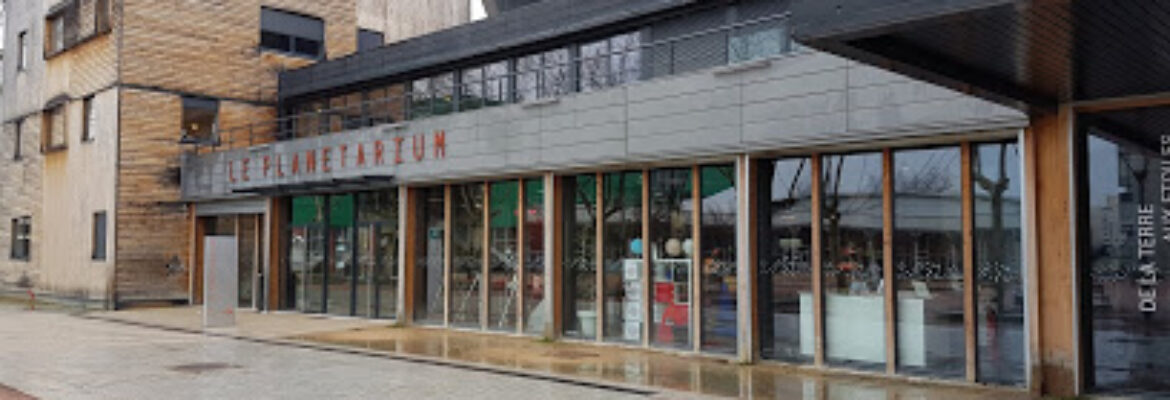 Planetarium De Vaulx-En-Velin
