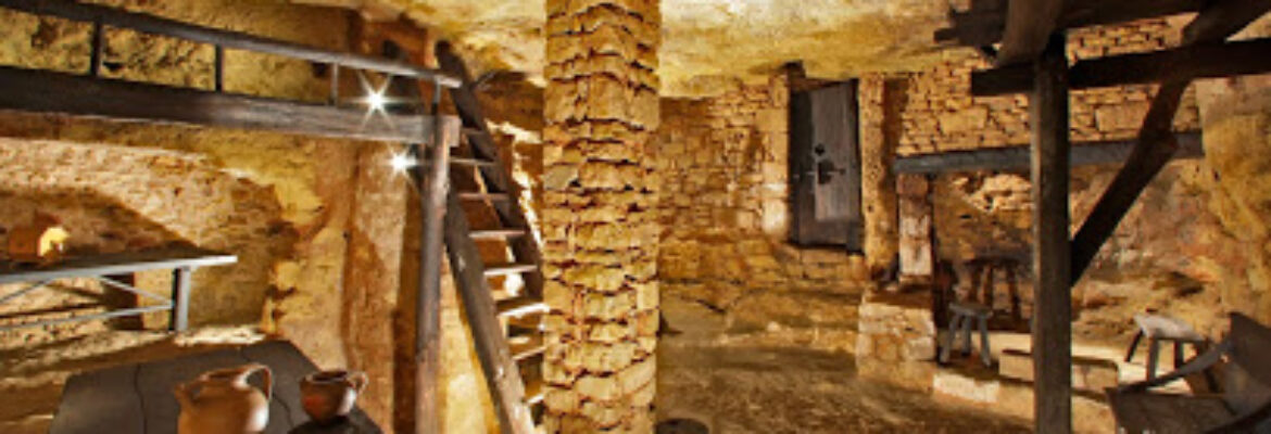 Habitations troglodytiques de Belvès