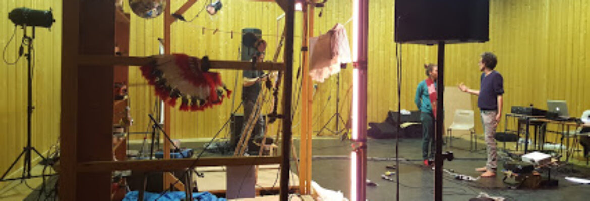 Melkior Théâtre / La gare mondiale