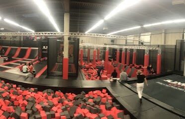 Jump City Trampoline Parc 95