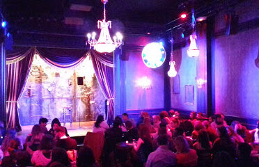 Le Comedy Club