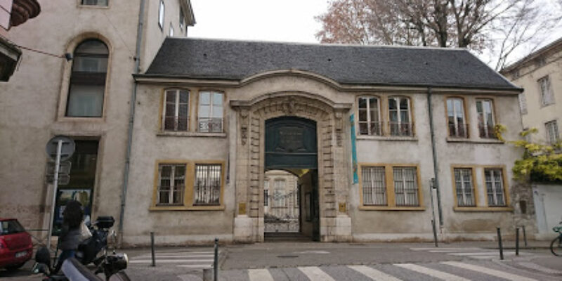 Musée des Tissus et des Arts Décoratifs