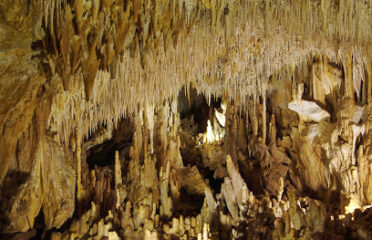 Grotte de Villars