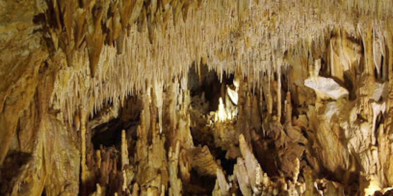 Grotte de Villars