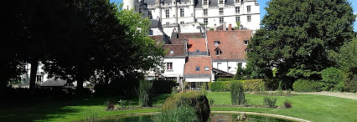 Loches Jardin Public