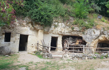 La Vallée Troglodytique des Goupillières