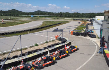 Karting Beaucaire Julie Tonelli