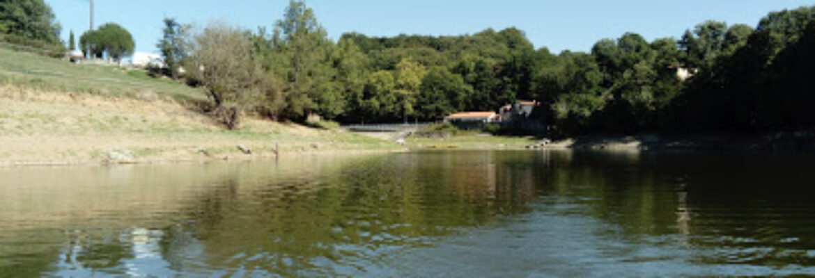 Base de Loisirs « Nautisme & Plein Air » Mervent