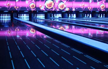 Dinan Bowling