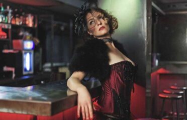 Paris Cabaret Croisière – Joce Croisières