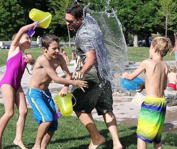 où aller et que faire avec les enfants quand il fait chaud